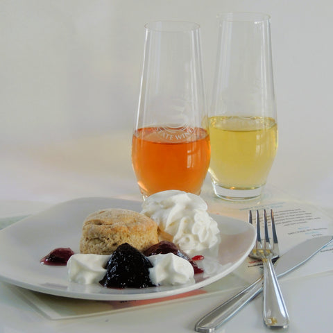 Exclusive Bubbles & Brews Tasting Experience