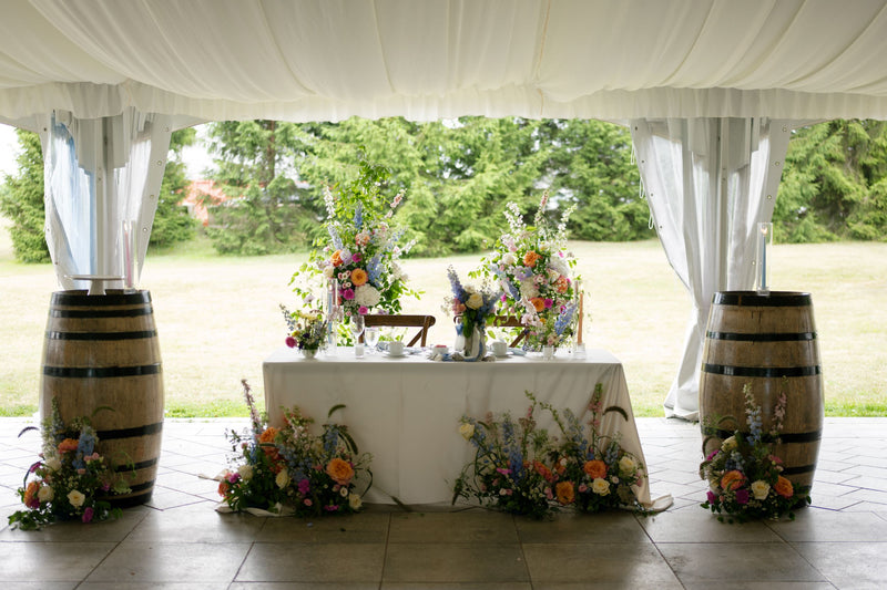 Lama & Paul sweetheart table set up MORNING LIGHT PHOTOGRAPHY
