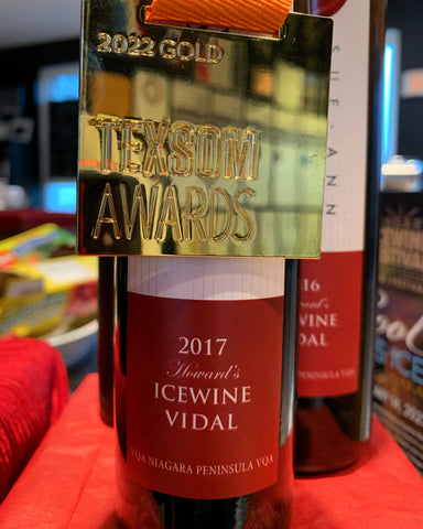 Close up of a bottle of 2017 Howard's Icewine Vidal with a gold medal from the 2022 Texsom Wine Awards